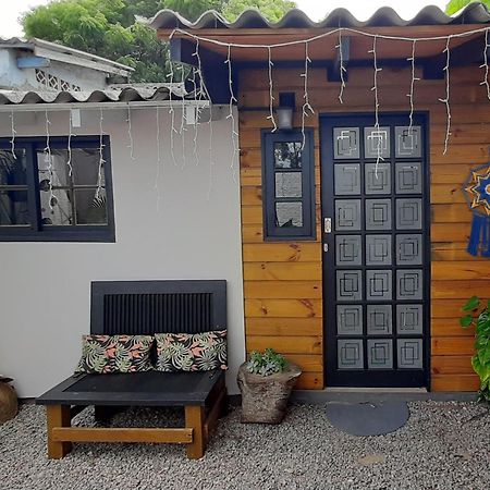 Villacasamarela Mini Casinhas De Hospedes Rio Vermelho Florianópolis 客房 照片